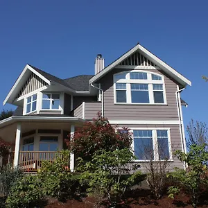 Eaglenest Manor Cowichan Guest house